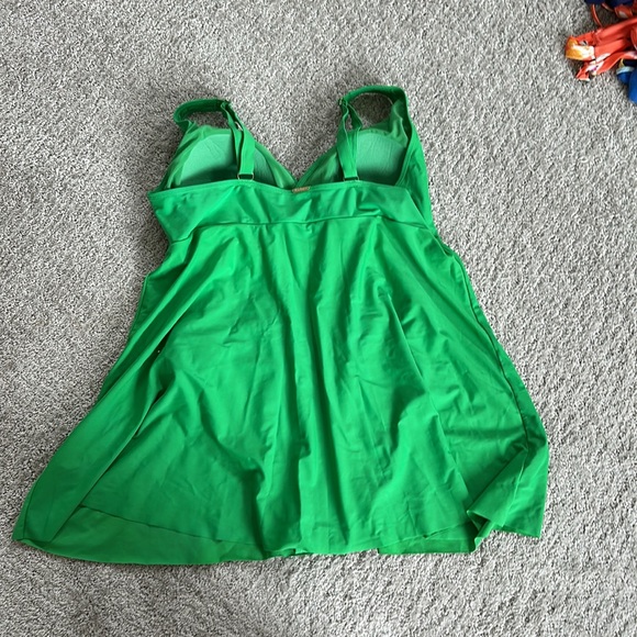Nicole Miller green swim dress 1X - Picture 2 of 5